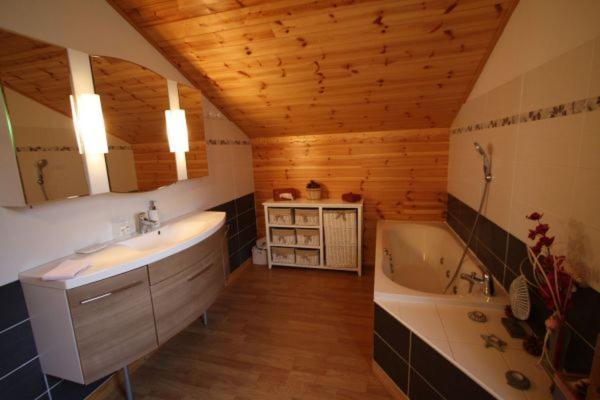 Chalet Les Ecureuils Saint-Nabord Eksteriør billede